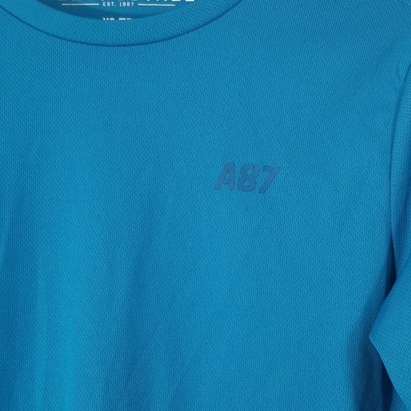 Aeropostale Long Sleeve Performance Tee. Unisex. Mesh Type Fabric. Size XS. - Picture 3 of 6